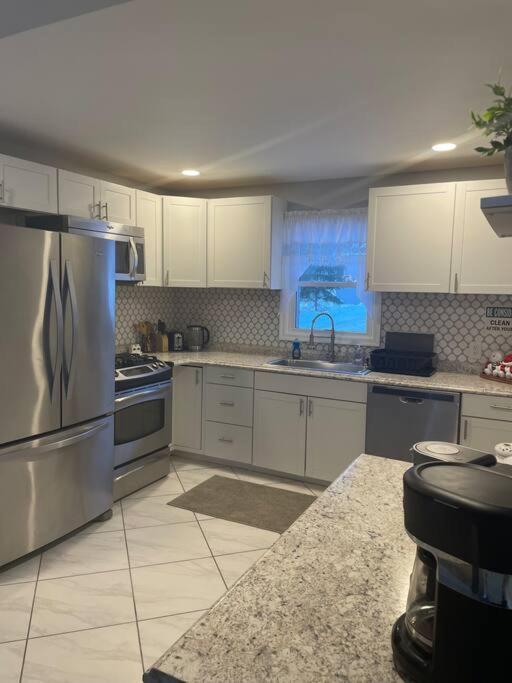 Modern Home Near Lake W Hottub, Game Room, Fireplace Albrightsville Luaran gambar